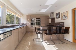 Kitchen- click for photo gallery